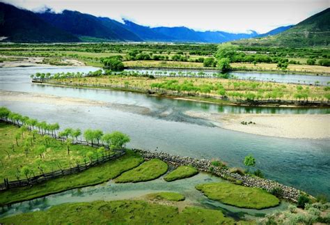 Niyang River Deep Valley Trekking: An Epic Adventure into Nyingchi's Untamed Beauty!